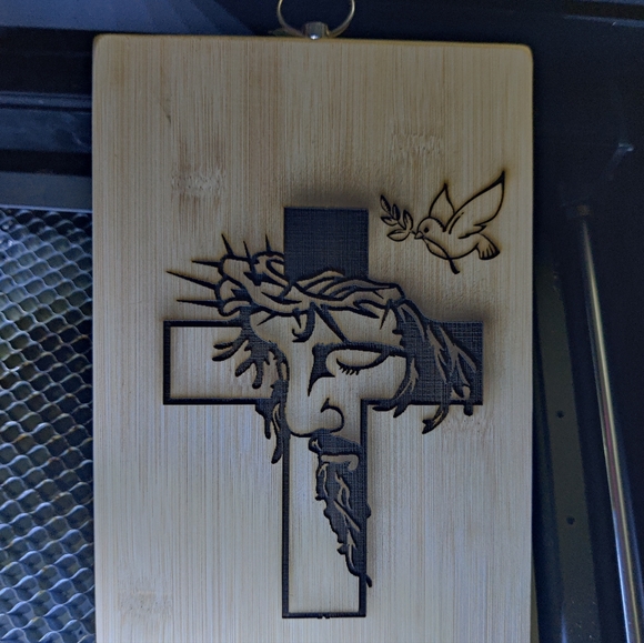 Jesus and Dove cutting board - Picture 6 of 6